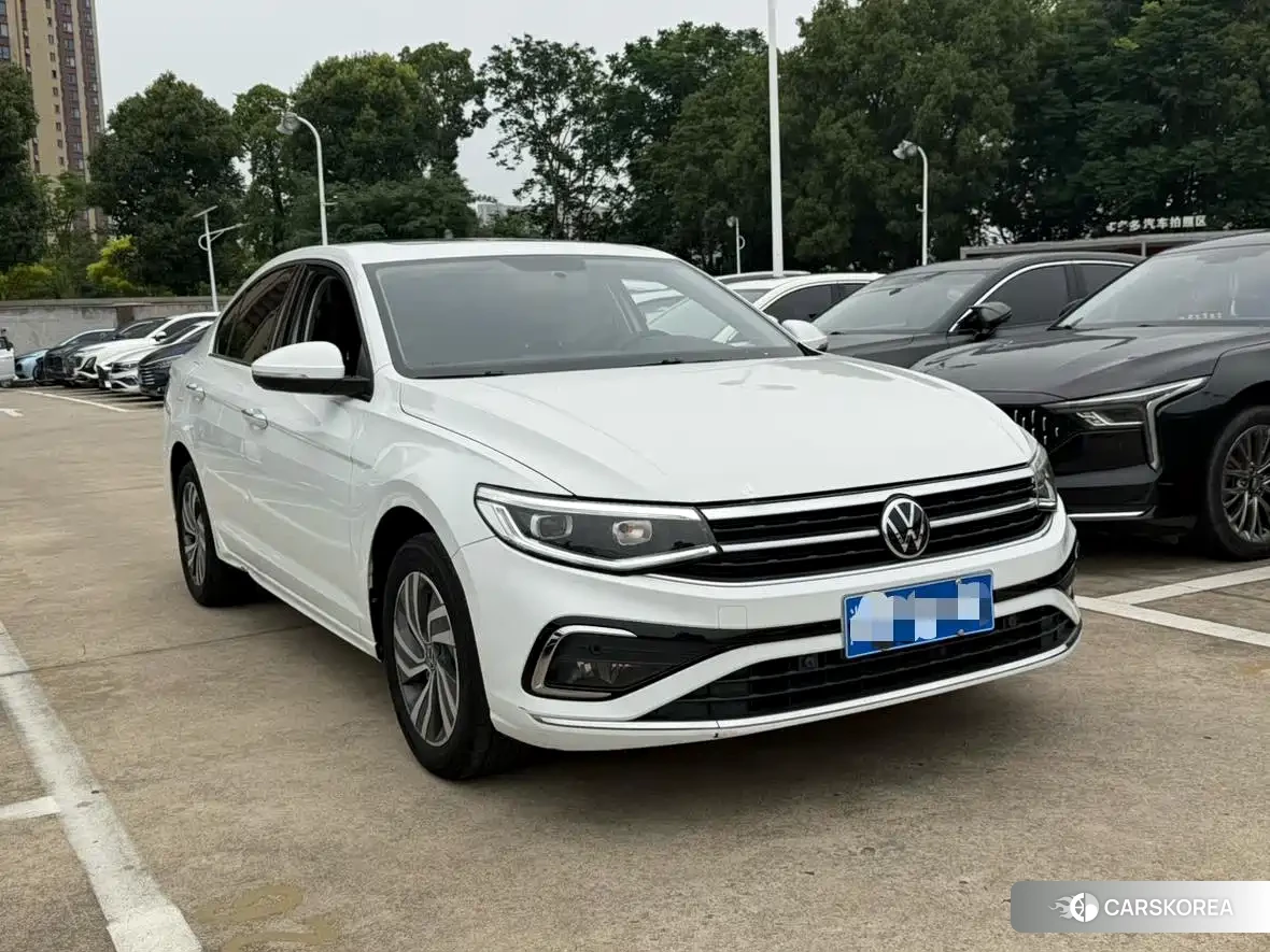 Volkswagen Bora id 4674364 из Китая 11