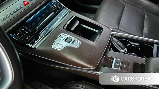 Hyundai The New Grandeur IG id 4697919 из Кореи 19