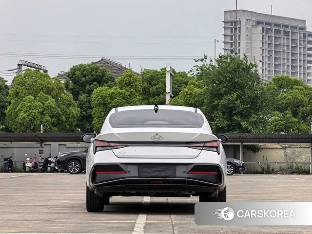Hyundai Elantra id 4359141 из Китая 14