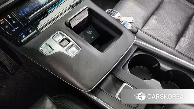 Hyundai The New Grandeur IG id 3562605 из Кореи 19