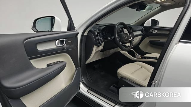 Volvo XC40 id 3922337 из Кореи 19