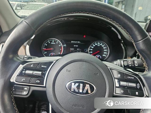 Kia Seltos id 4377374 из Кореи 12