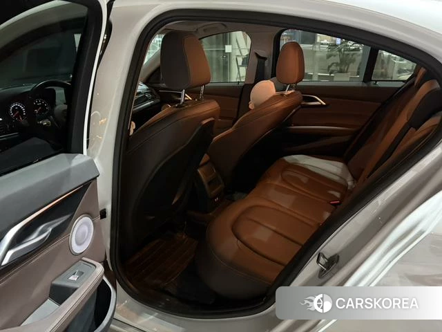 BMW 1 series id 4359252 из Китая 9