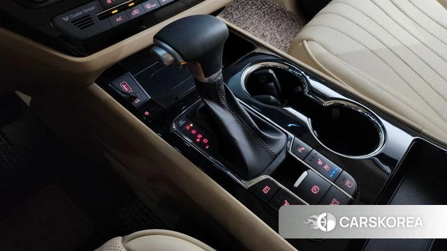 Kia The New Carnival id 4632652 из Кореи 32