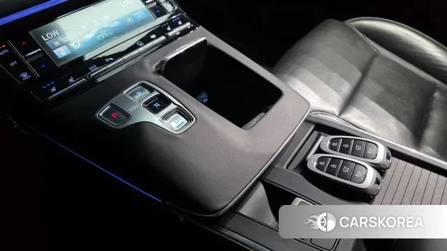 Hyundai The New Grandeur IG Hybrid id 2981053 из Кореи 19