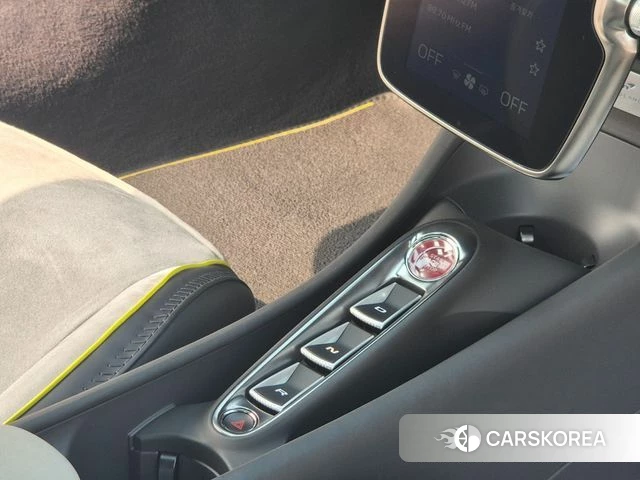 McLaren Artura id 3850703 из Кореи 19