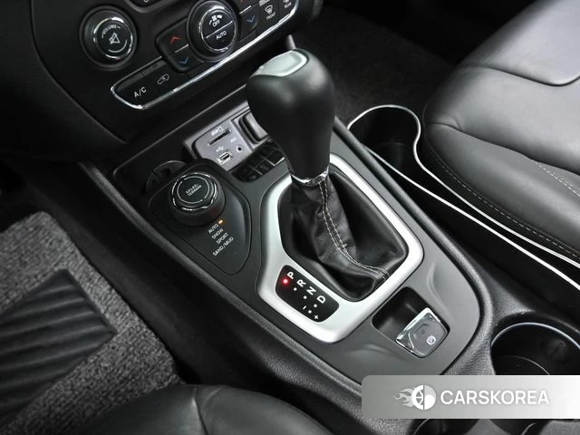 Jeep Cherokee (KL) id 3943077 из Кореи 19