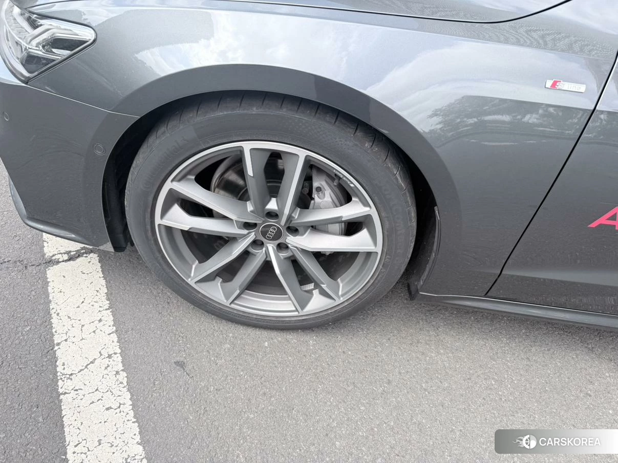 Audi A7 id 4467652 из Китая 11