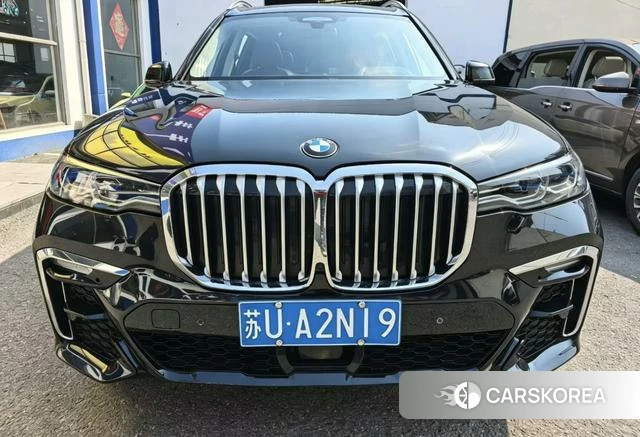 BMW X7 id 4300972 из Китая 9