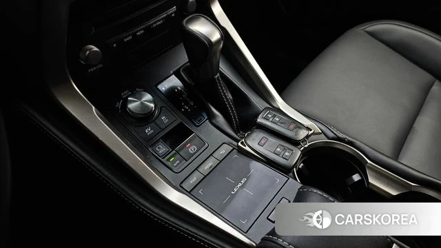 Lexus NX300h id 4642727 из Кореи 19