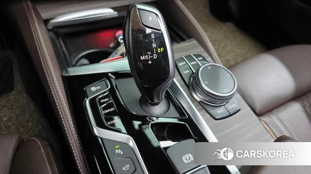 BMW 5 Series (G30) id 4775624 из Кореи 33