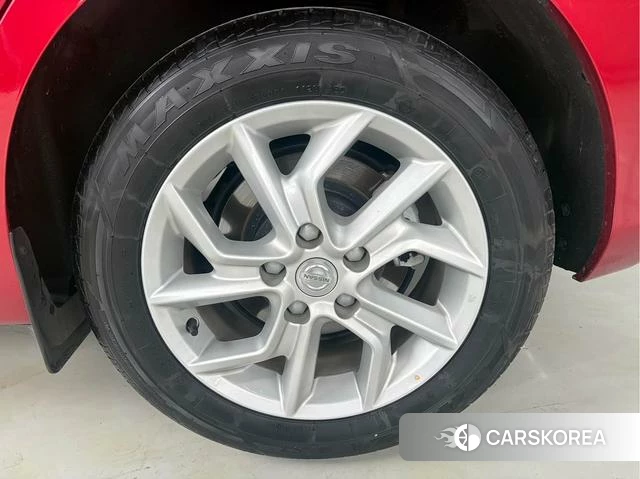 Nissan TIIDA id 4241924 из Китая 15