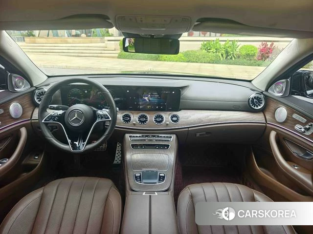 Mercedes-Benz E-class id 4260931 из Китая 9