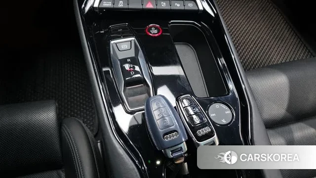 Audi e-Tron GT id 3740916 из Кореи 19