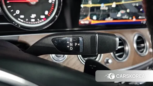 Mercedes-Benz E-Class W213 id 3536328 из Кореи 19