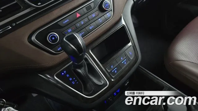 Hyundai The New Grand Starex id 2876715 из Кореи 19