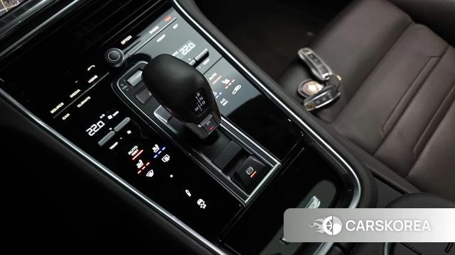 Porsche Panamera (971) id 4397076 из Кореи 35