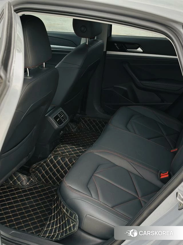 Volkswagen Lavida id 4272059 из Китая 11