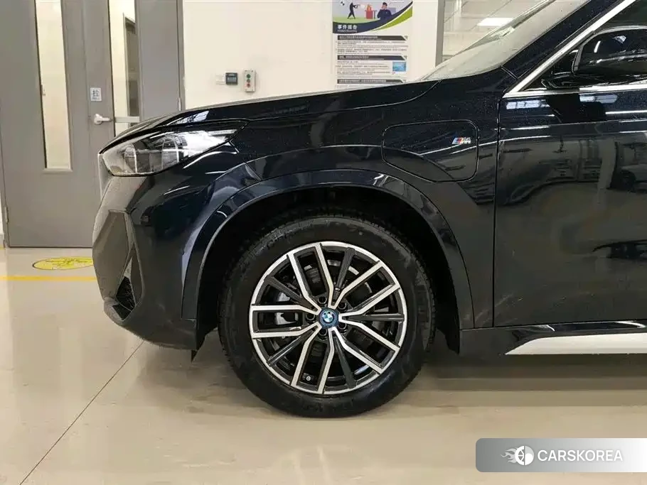 BMW iX1 id 4548400 из Китая 14