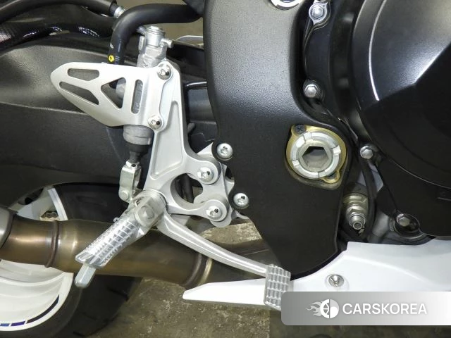 Suzuki GSX-R1000 id 3946865 из Японии 31