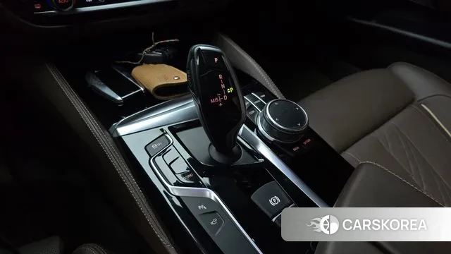 BMW 5 Series (G30) id 2941368 из Кореи 19