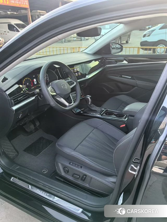 Volkswagen Passat id 4307191 из Китая 9