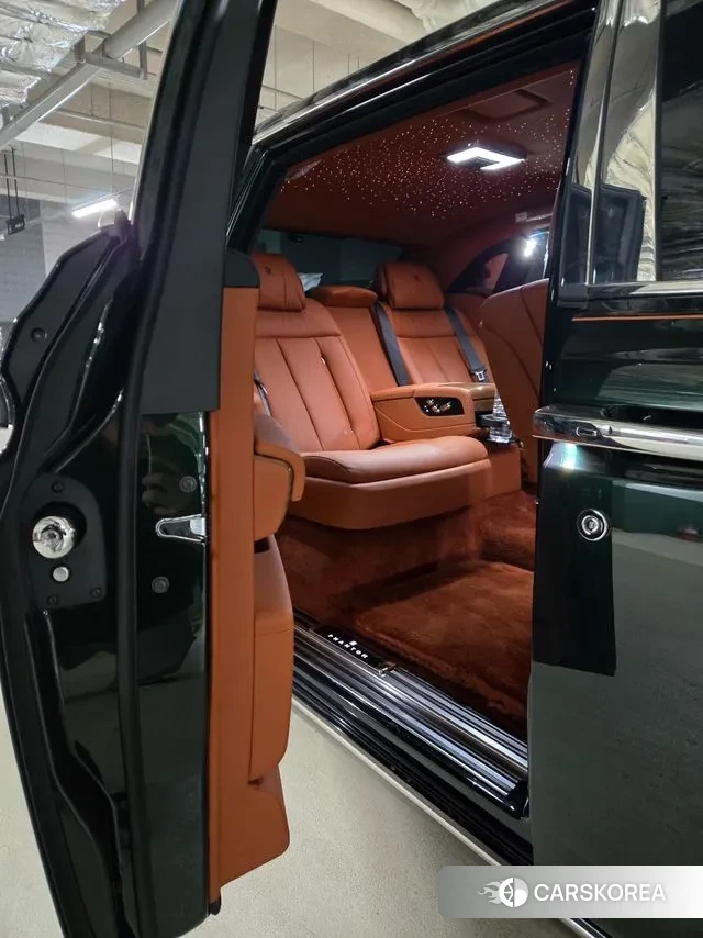 Rolls-Royce Phantom id 3512667 из Кореи 13