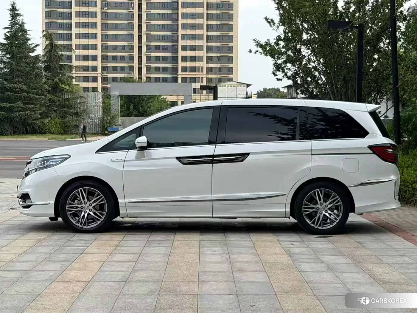 Honda Elysion id 4628036 из Китая 9