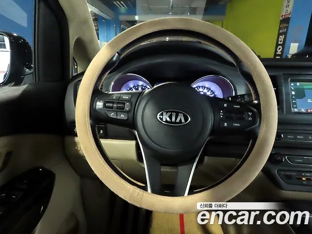 Kia The New Carnival id 2826805 из Кореи 19