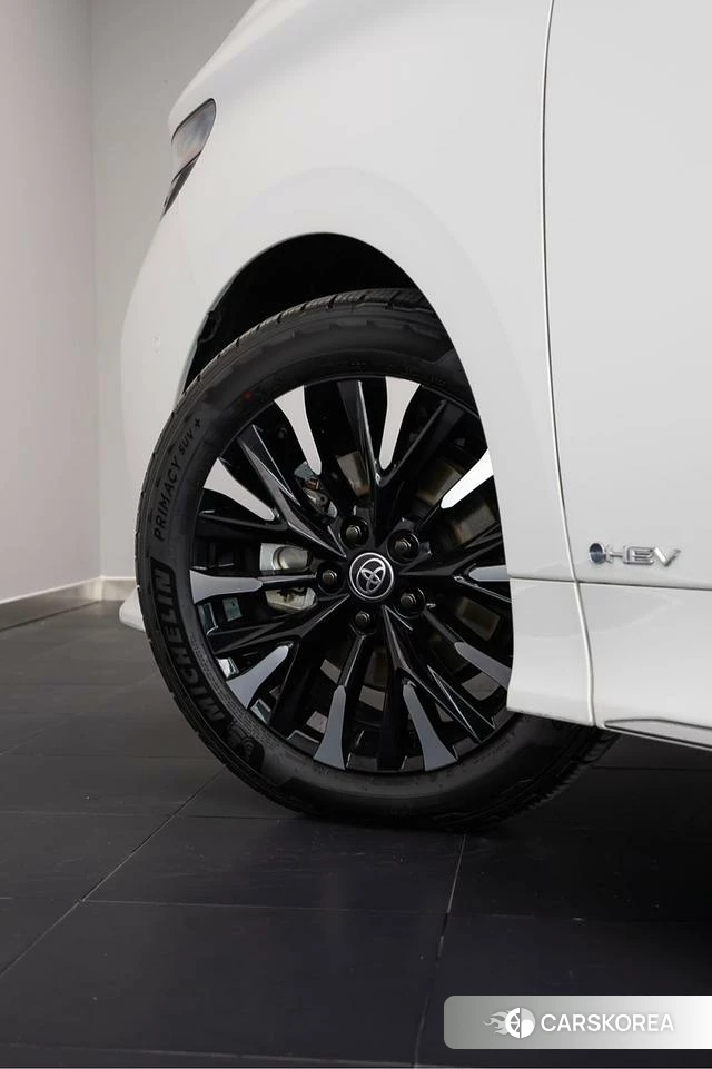 Toyota Elfa id 4276116 из Китая 14