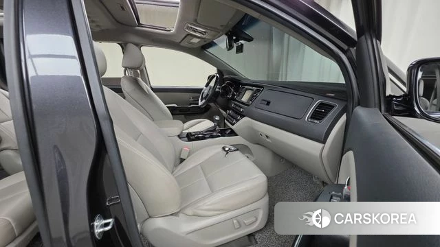 Kia The New Carnival id 4776174 из Кореи 36