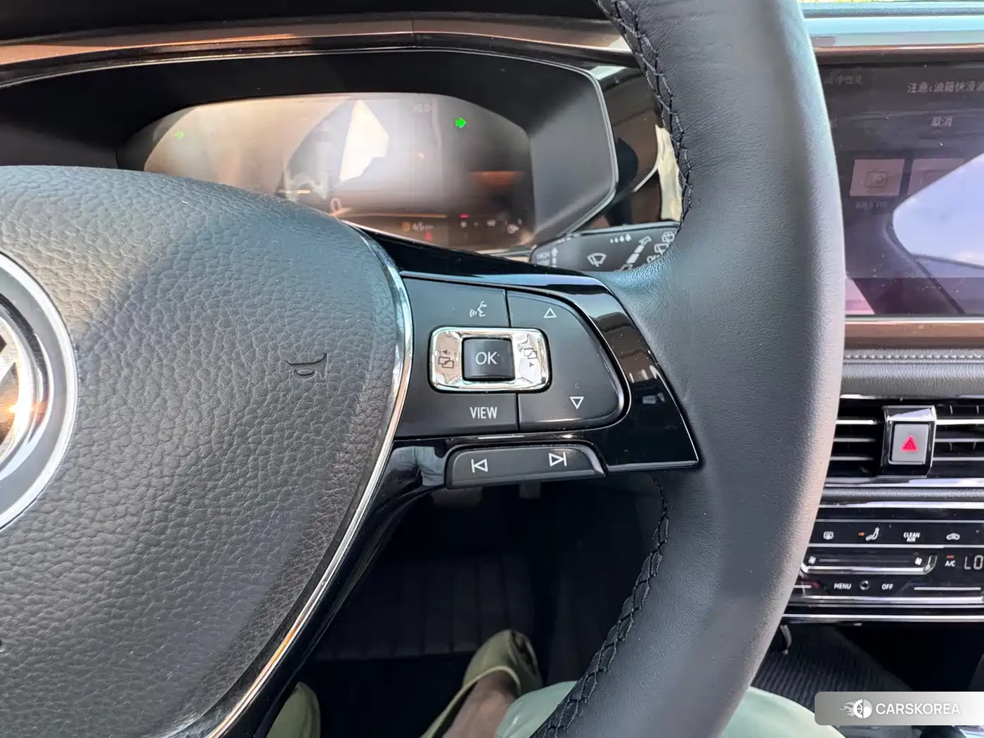 Volkswagen Tharu id 4628999 из Китая 22