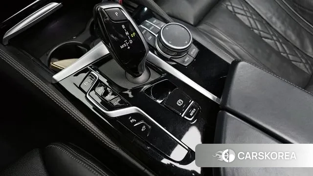 BMW 5 Series (G30) id 3727339 из Кореи 19