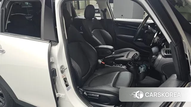 Mini Cooper id 3400033 из Кореи 19