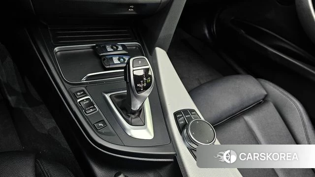 BMW 3 Series (F30) id 3845423 из Кореи 19