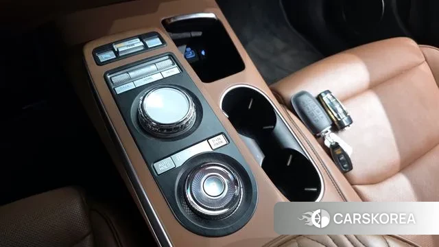 Genesis GV70 id 3457965 из Кореи 19