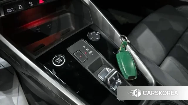 Audi A3 (8Y) id 3131664 из Кореи 19