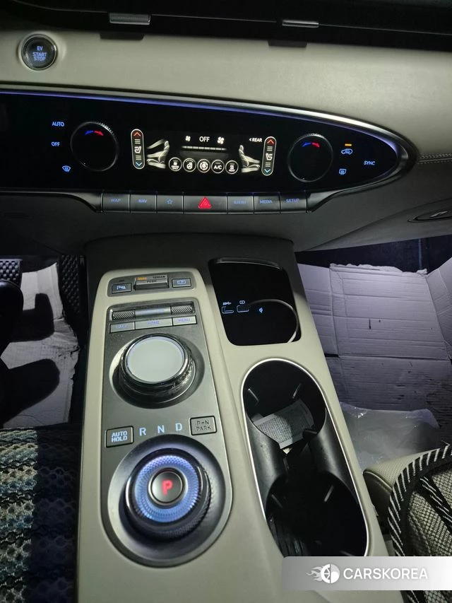 Genesis Electrified GV70 id 4697304 из Кореи 11
