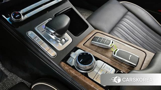 Genesis G90 id 4202609 из Кореи 19