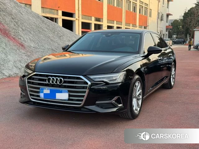 Audi A6L id 4259522 из Китая 9