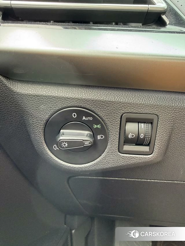 Volkswagen Lavida id 4348336 из Китая 15