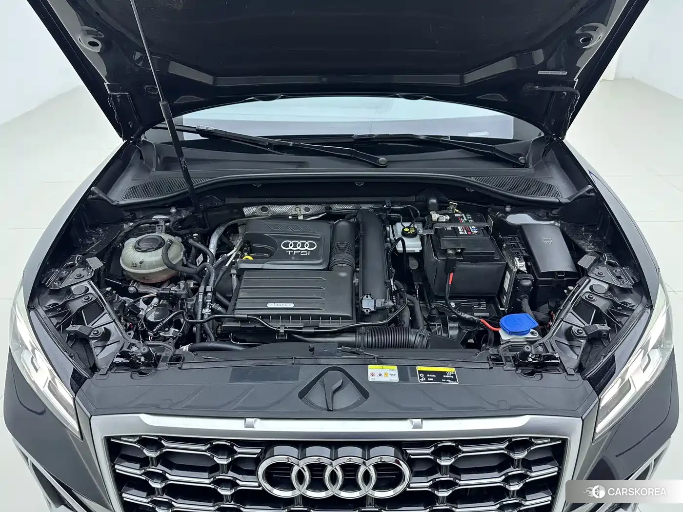 Audi Q2L id 4589312 из Китая 23
