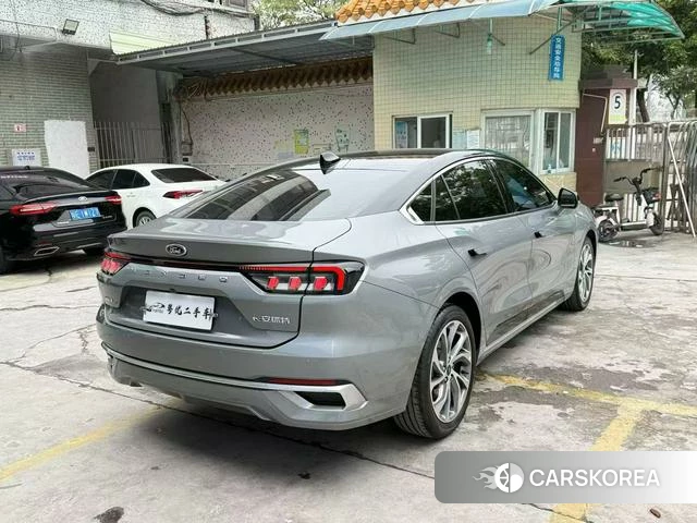 Ford Mondeo id 4380533 из Китая 9