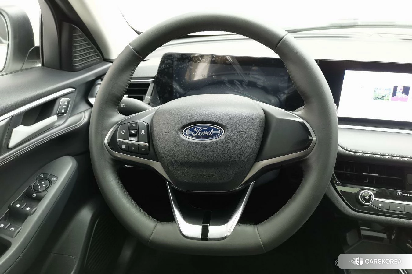 Ford Forrest id 4455596 из Китая 23