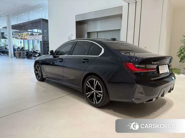 BMW 3 series id 4253704 из Китая 13