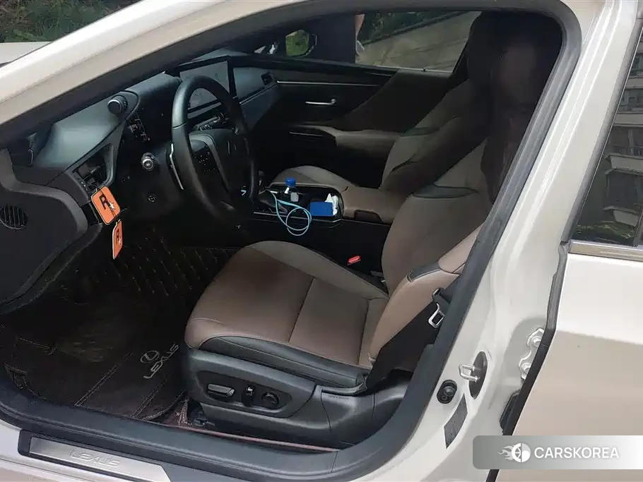 Lexus ES id 4629077 из Китая 15