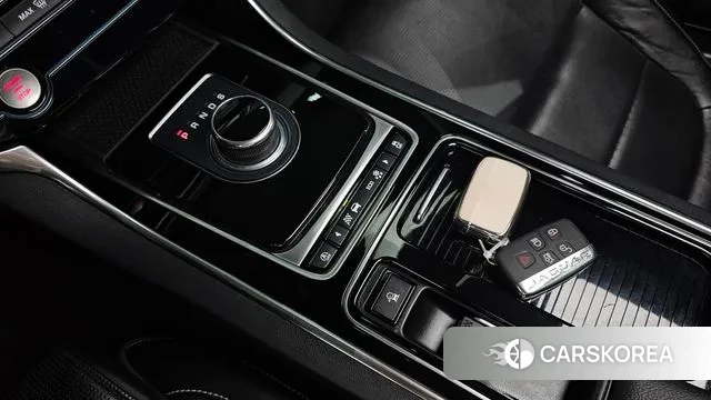 Jaguar XE id 3039026 из Кореи 19