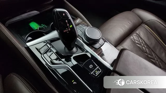 BMW 5 Series (G30) id 3427548 из Кореи 19