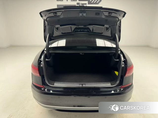 Volkswagen Passat PHEV id 4221849 из Китая 17