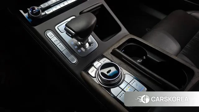 Genesis G90 id 3439805 из Кореи 19